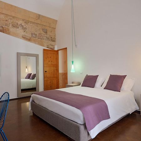 Palazzo Persone Dimora Storica Bed and Breakfast Lecce Exteriör bild