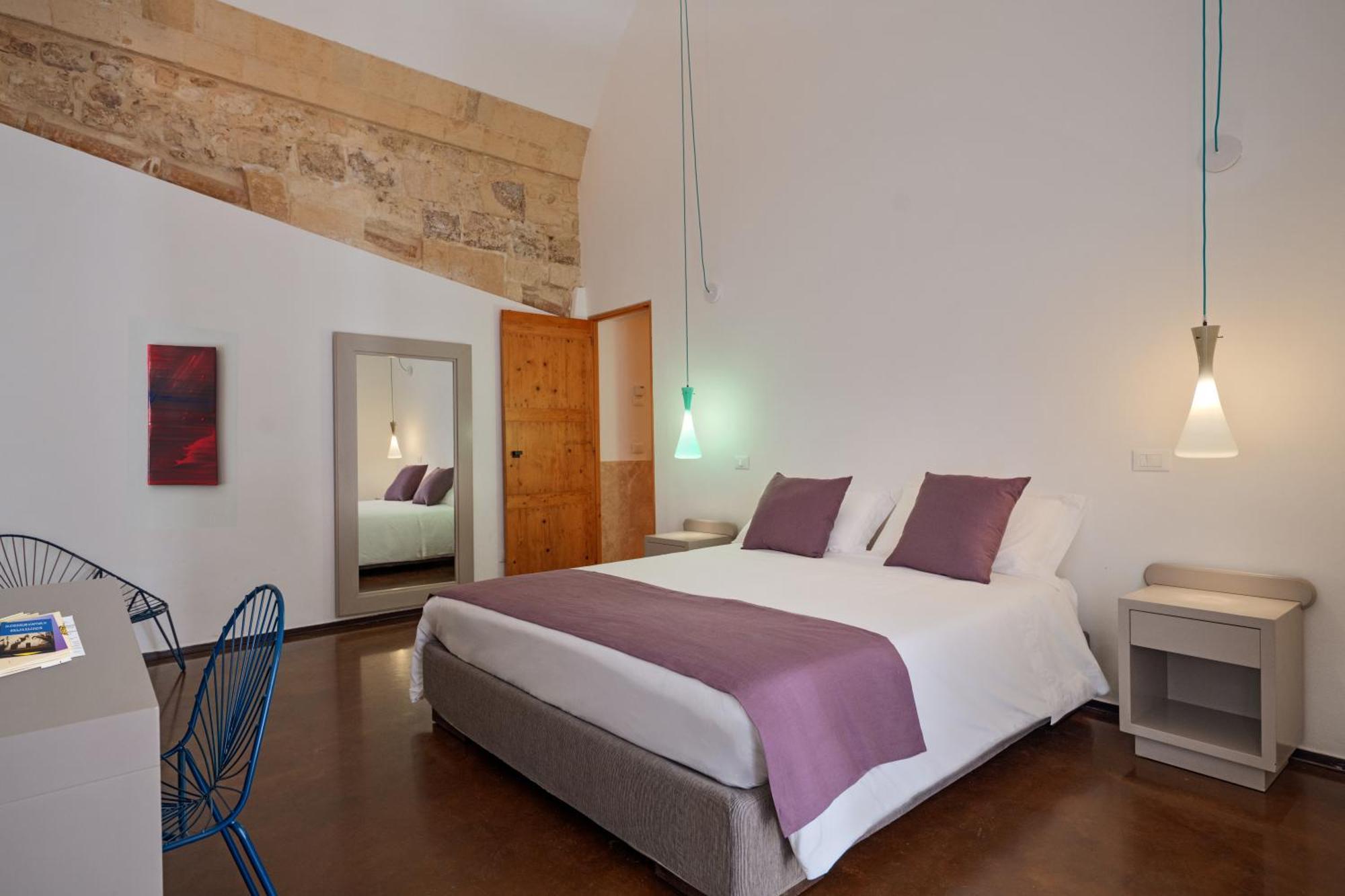 Palazzo Persone Dimora Storica Bed and Breakfast Lecce Exteriör bild