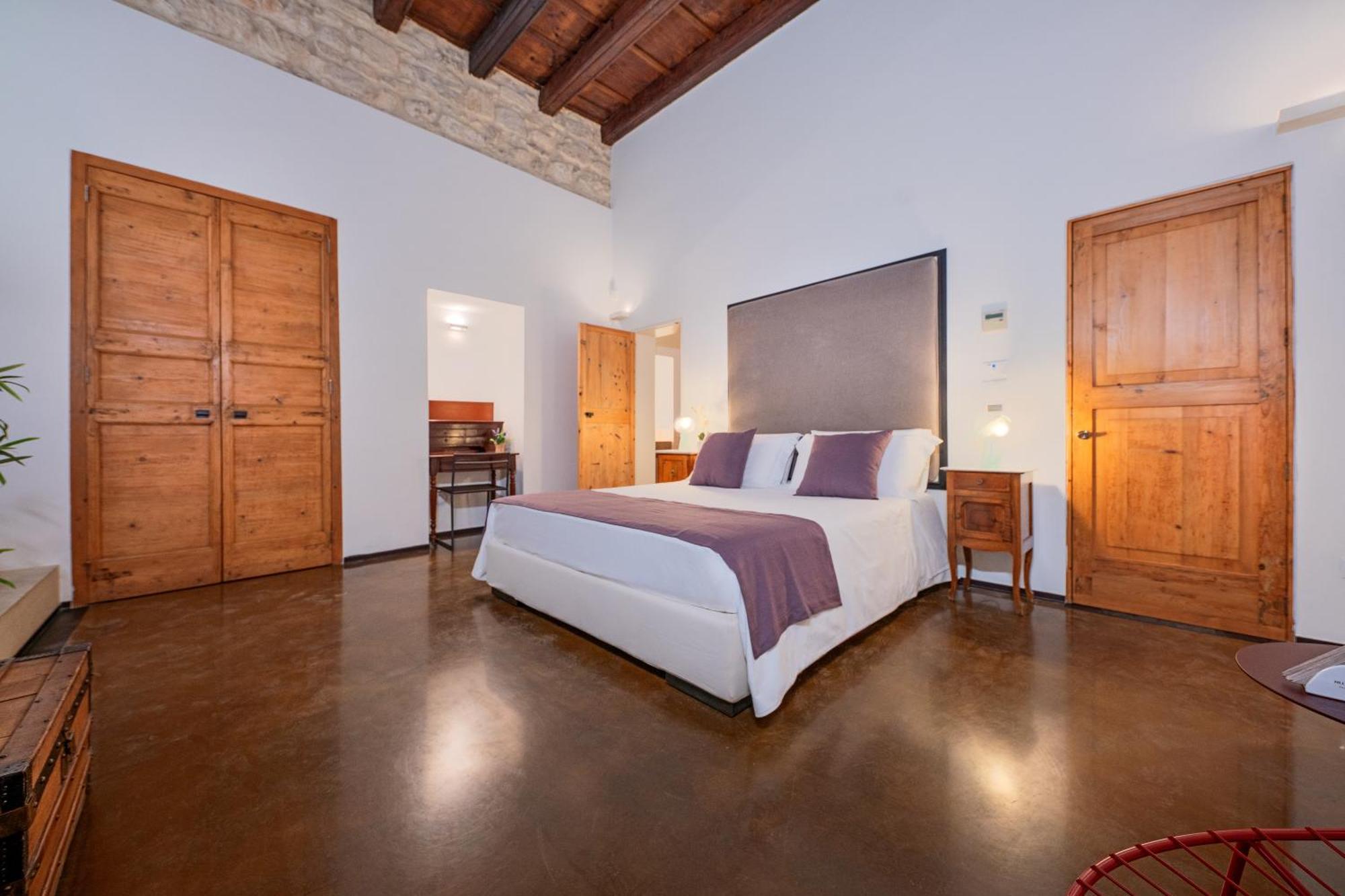 Palazzo Persone Dimora Storica Bed and Breakfast Lecce Exteriör bild