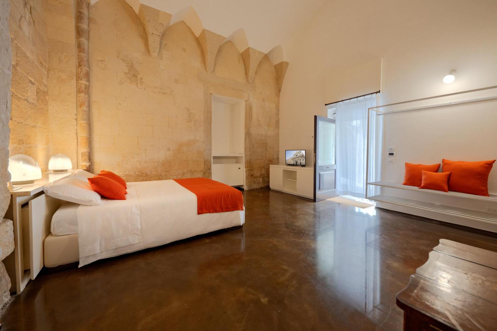 Palazzo Persone Dimora Storica Bed and Breakfast Lecce Exteriör bild